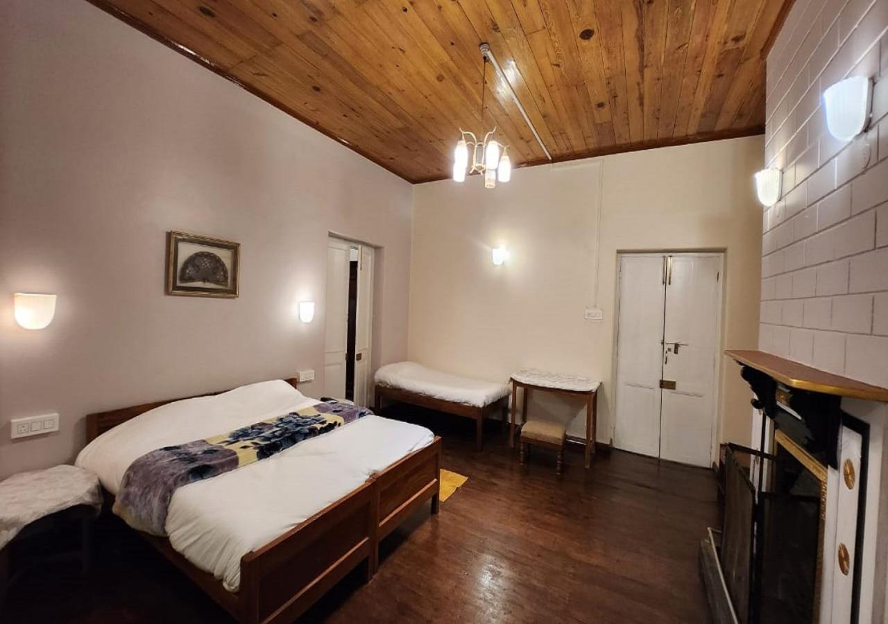 Ivanhoe Hotel Дарджилінг Екстер'єр фото